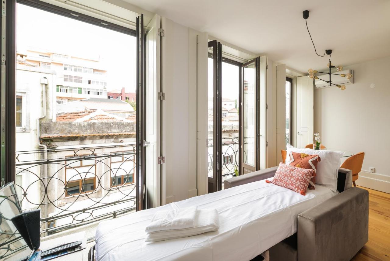 Bright Studio Near Douro River - With Balcony ปอร์โต ภายนอก รูปภาพ